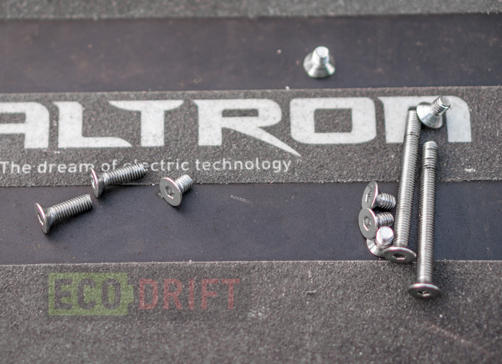 Проблема электросамоката Minimotors Dualtron Ultra. Дикий мустанг с уязвимым местом